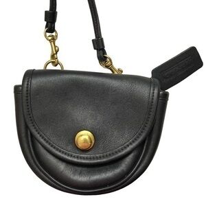 Coach vintage black leather crossbody belt bag